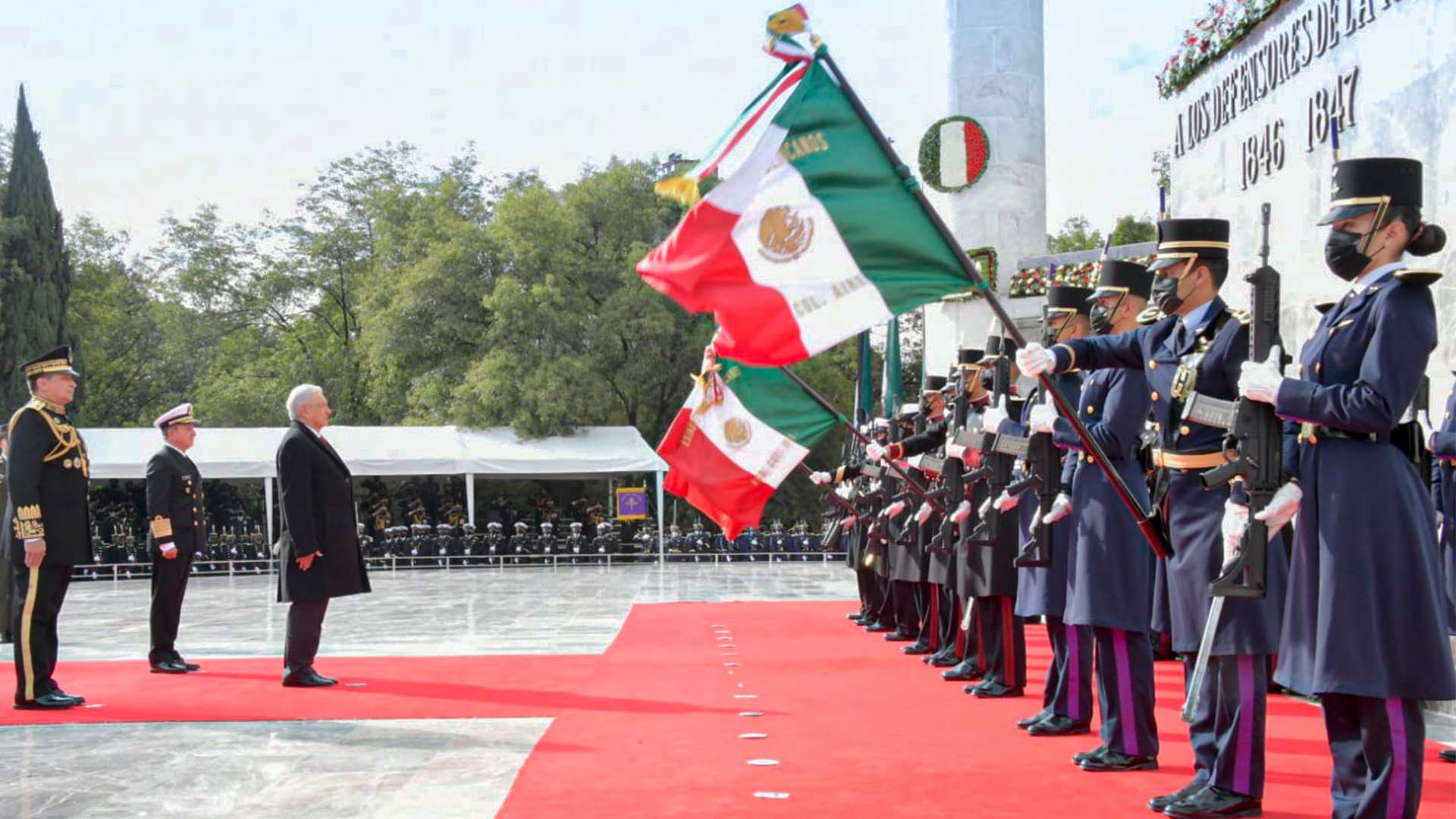 <strong>AMLO unilaterally moves to put National Guard under control of the Secretary of Defense</strong>